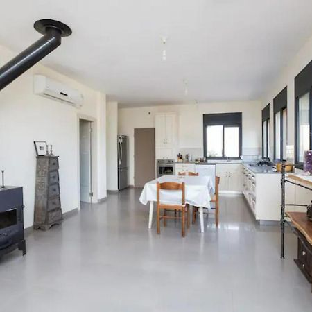 המקום של גיא Villa Sede Eli'ezer Buitenkant foto