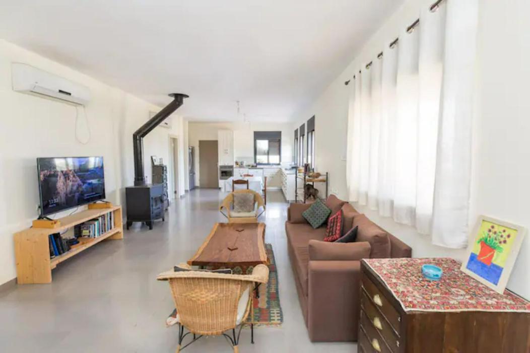 המקום של גיא Villa Sede Eli'ezer Buitenkant foto