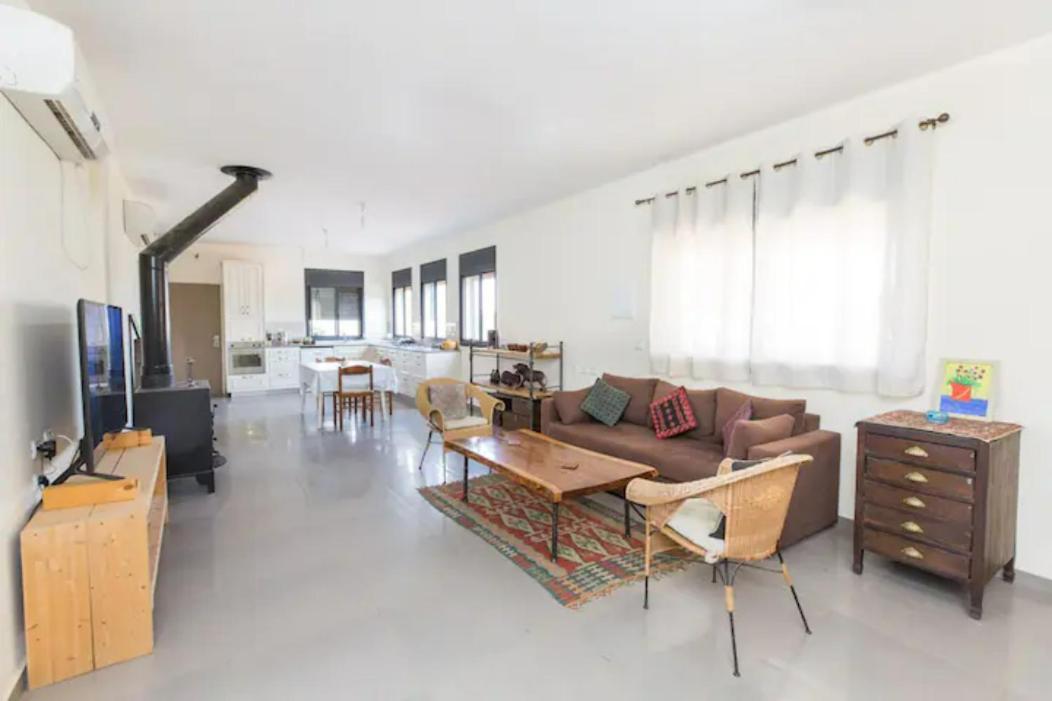 המקום של גיא Villa Sede Eli'ezer Buitenkant foto